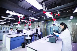 年轻人戒烟新选择 小夜电子烟——技术与健康的智能融合